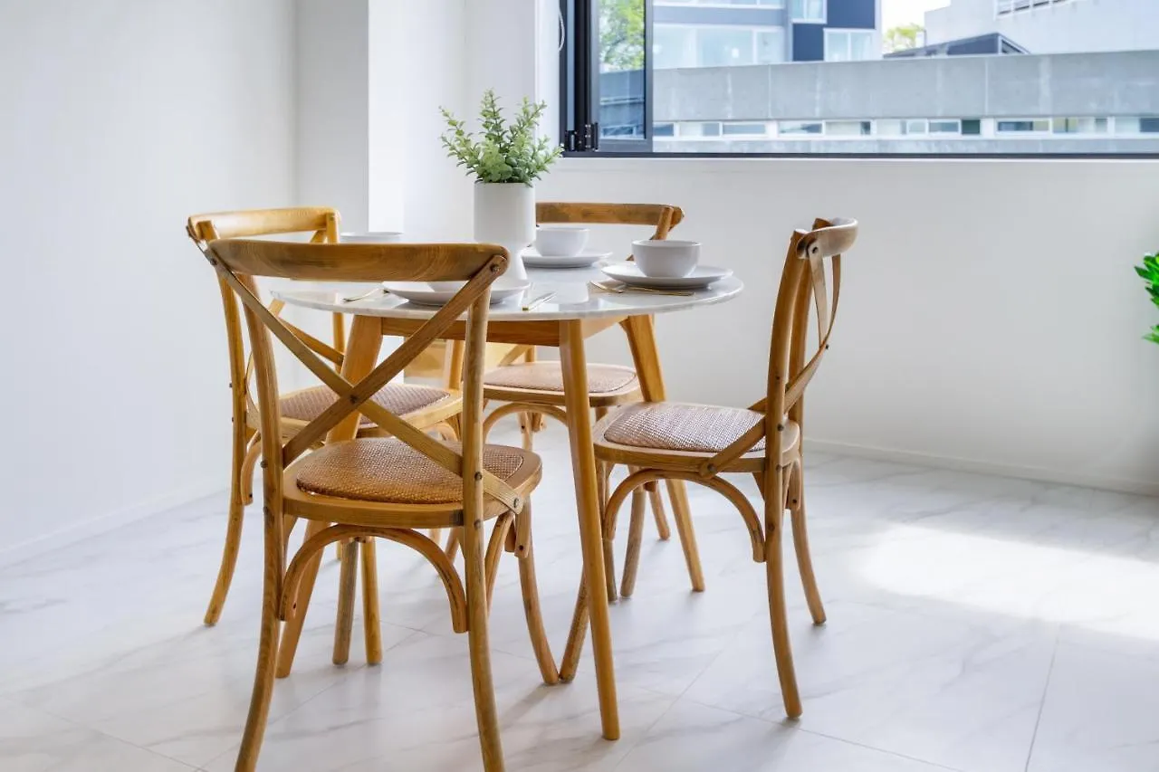 Heart Of Christchurch Cbd Hideaway 2Bed 1 Bath Apartment